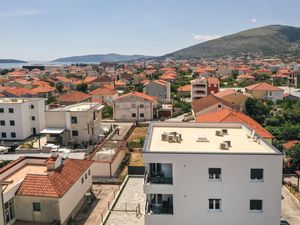 23739604-Ferienwohnung-5-Trogir-300x225-4