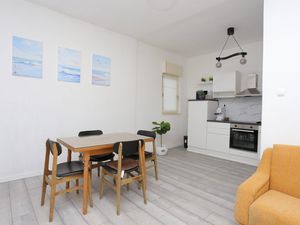 24027843-Ferienwohnung-4-Trogir-300x225-3