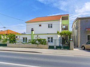 24032266-Ferienwohnung-3-Trogir-300x225-5