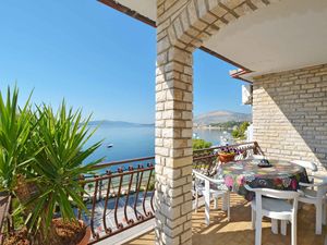 24032564-Ferienwohnung-7-Trogir-300x225-4