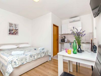 Ferienwohnung für 2 Personen (20 m²) in Trogir 7/9