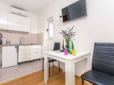 Ferienwohnung für 2 Personen (20 m²) in Trogir 8/9