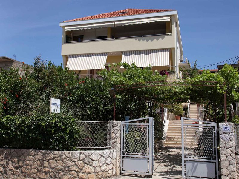 24032850-Ferienwohnung-6-Trogir-800x600-1