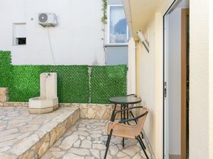 Ferienwohnung für 2 Personen (15 m&sup2;) in Trogir