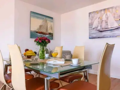 DiningRoom