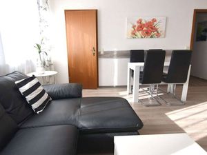 22654291-Ferienwohnung-5-Troisdorf-300x225-5