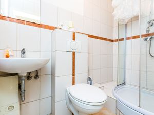 22304633-Ferienwohnung-3-Troisdorf-300x225-3