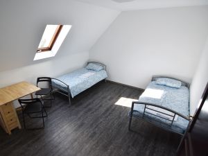 22130203-Ferienwohnung-4-Troisdorf-300x225-0