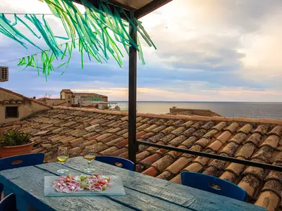 Ferienwohnung für 6 Personen (100 m²) in Tropea 1/10