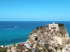 23851520-Ferienwohnung-4-Tropea-300x225-3