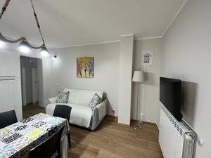 24045536-Ferienwohnung-4-Tropea-300x225-1