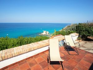 23853693-Ferienwohnung-5-Tropea-300x225-2