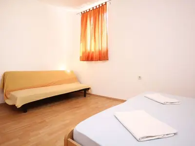 Ferienwohnung für 9 Personen in Trpanj 9/10