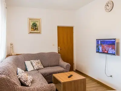 Ferienwohnung für 11 Personen in Trpanj 6/10
