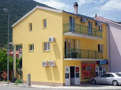 Ferienwohnung für 4 Personen in Trpanj 1/10