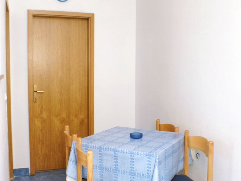 23154049-Ferienwohnung-4-Trpanj-800x600-1