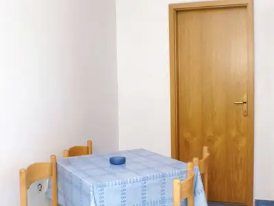 Ferienwohnung für 4 Personen in Trpanj 8/10