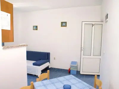 Ferienwohnung für 4 Personen in Trpanj 9/10