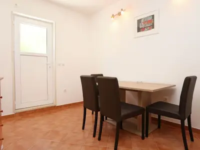 Ferienwohnung für 4 Personen in Trstenik 8/10