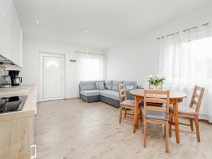 23977976-Ferienwohnung-4-Trzęsacz-300x225-5