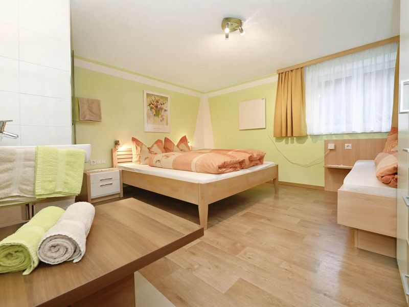 19436821-Ferienwohnung-11-Tschagguns-800x600-2