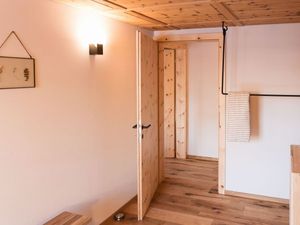 23582179-Ferienwohnung-8-Tschagguns-300x225-0