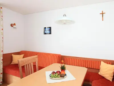 Küchentisch Wohnung Mittagsspitze