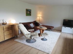 22339999-Ferienwohnung-4-Tschierv-300x225-1