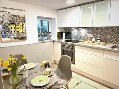 KITCHEN, INSIDE, OUTSIDE