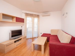 Ferienwohnung für 6 Personen (49 m²) in Tucepi