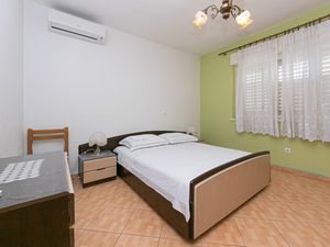 Ferienwohnung für 3 Personen (31 m²) in Tucepi
