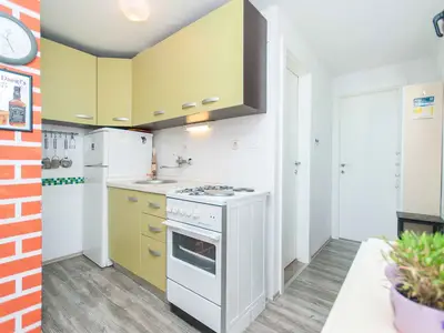 Ferienwohnung für 4 Personen (25 m²) in Tučepi 8/10