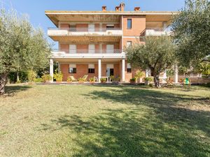 22243445-Ferienwohnung-6-Tuoro Sul Trasimeno-300x225-2