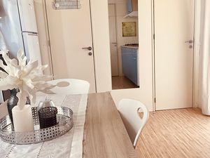 23391248-Ferienwohnung-5-Turanj-300x225-5