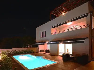 pool
