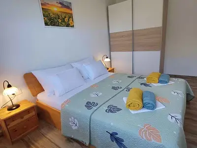 Ferienwohnung für 5 Personen (75 m²) in Turanj 10/10