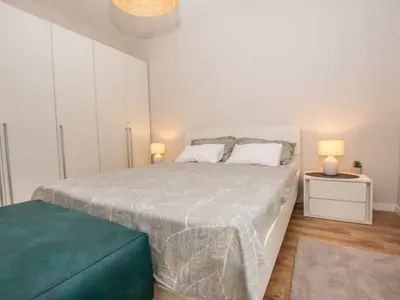 Ferienwohnung für 4 Personen (50 m²) in Turanj 1/10