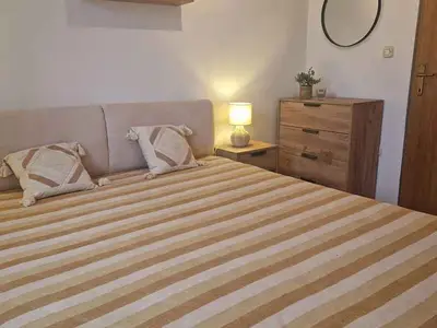 Ferienwohnung für 4 Personen (40 m²) in Turanj 1/10