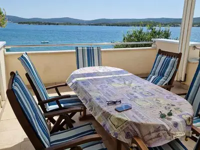 Ferienwohnung für 4 Personen (60 m²) in Turanj 2/10