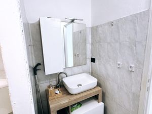 23983268-Ferienwohnung-4-Turin-300x225-1