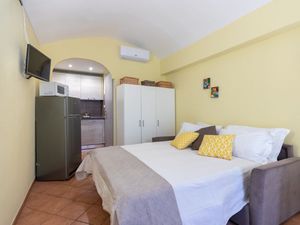 23113967-Ferienwohnung-2-Turin-300x225-1