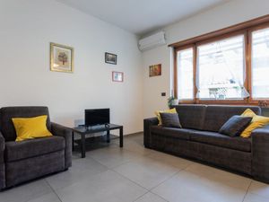 23550361-Ferienwohnung-4-Turin-300x225-4