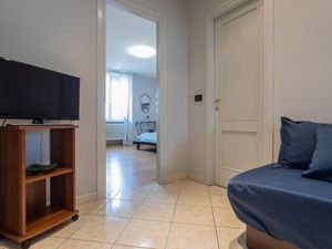 23589762-Ferienwohnung-4-Turin-300x225-2