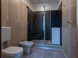 23627420-Ferienwohnung-4-Turin-300x225-1