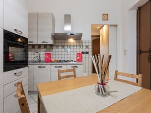 23648049-Ferienwohnung-3-Turin-300x225-3