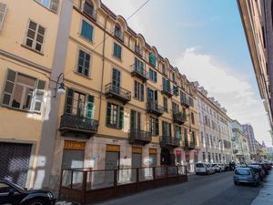 23665886-Ferienwohnung-4-Turin-300x225-0