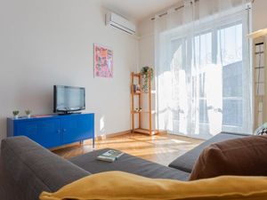 23699447-Ferienwohnung-4-Turin-300x225-5