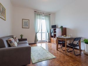 23704618-Ferienwohnung-2-Turin-300x225-2