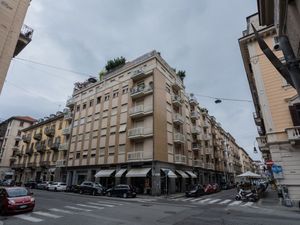 23718653-Ferienwohnung-2-Turin-300x225-5