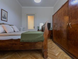 23826384-Ferienwohnung-4-Turin-300x225-2